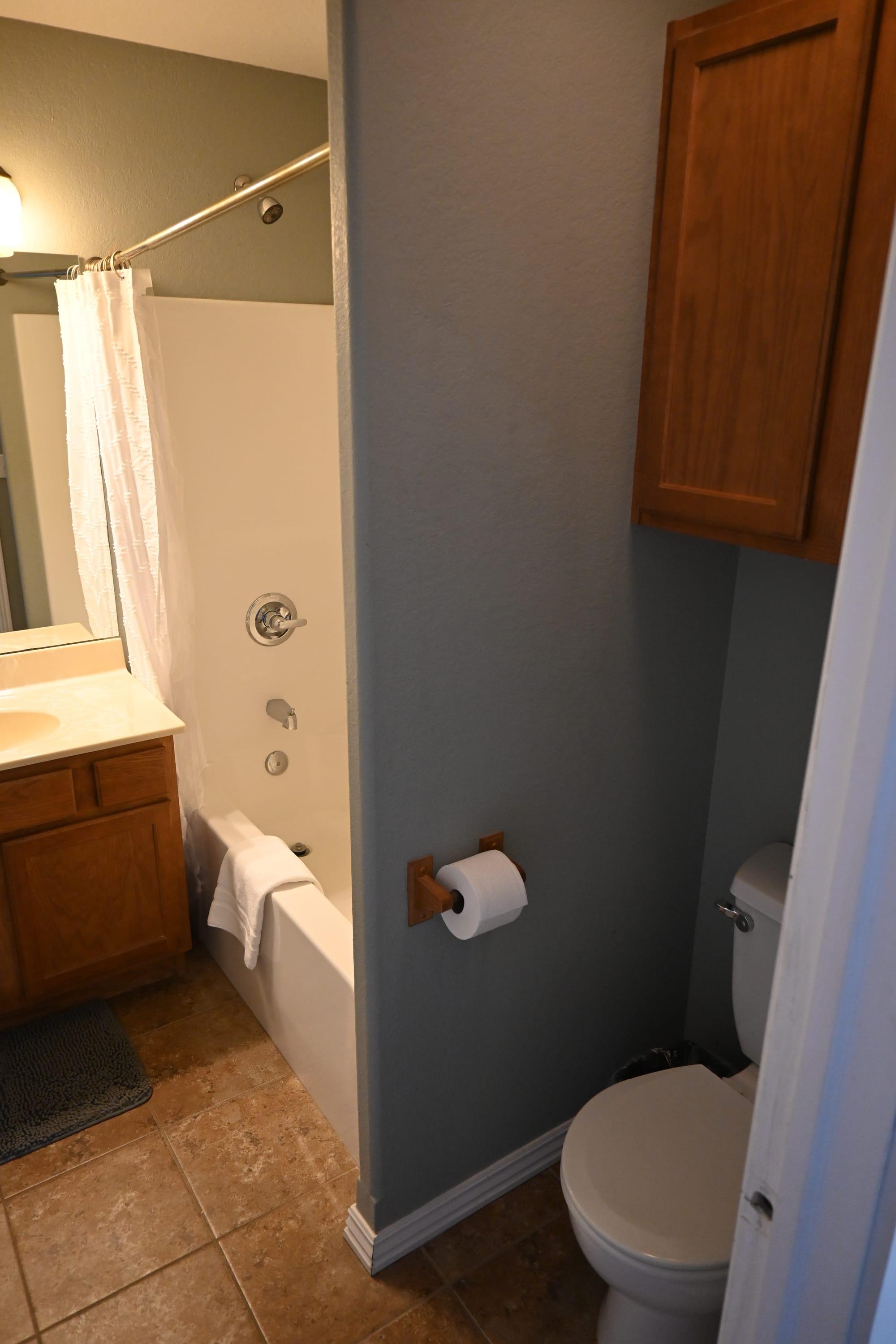 Second full bathroom in Suite 2